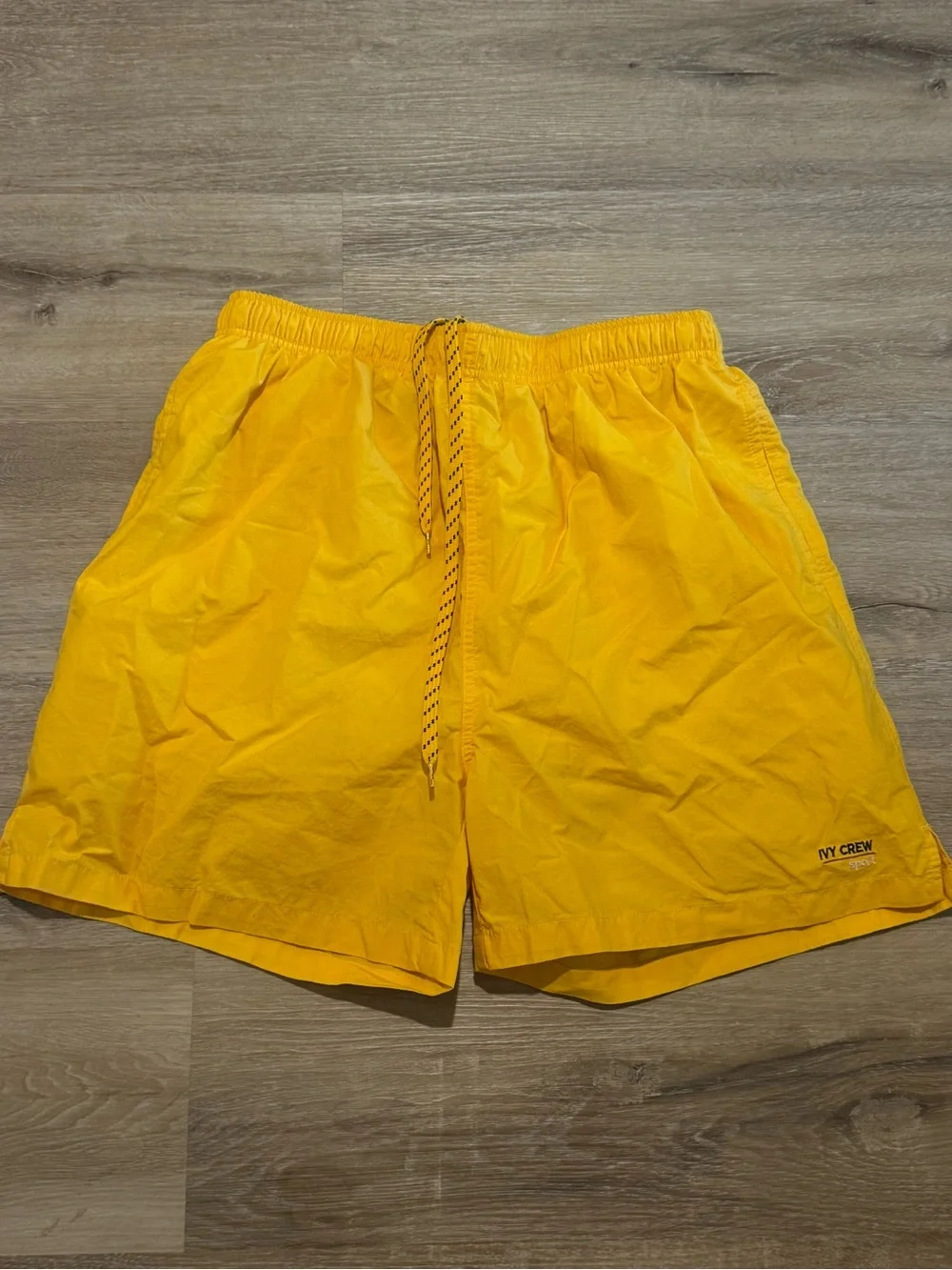 Men’s Ivy Crew Yellow Swim Trunks with Netting